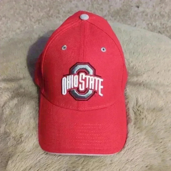 Colosseum Ohio State Buckeyes hat, size small-medium, red and white - Picture 1 of 8